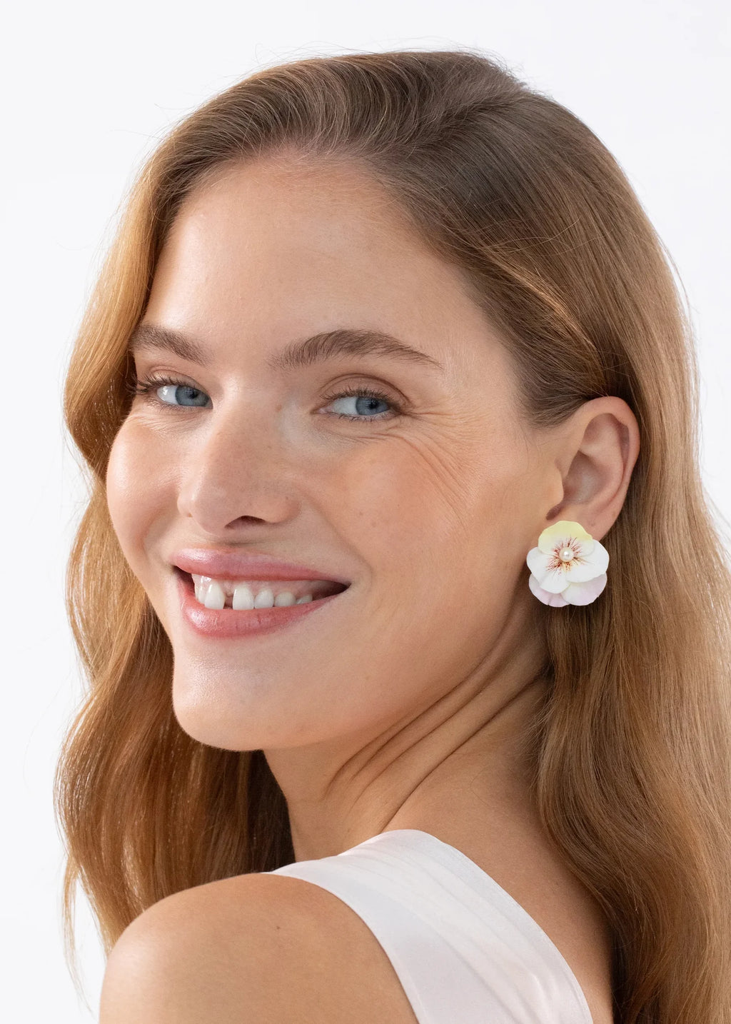 Viletta Earrings