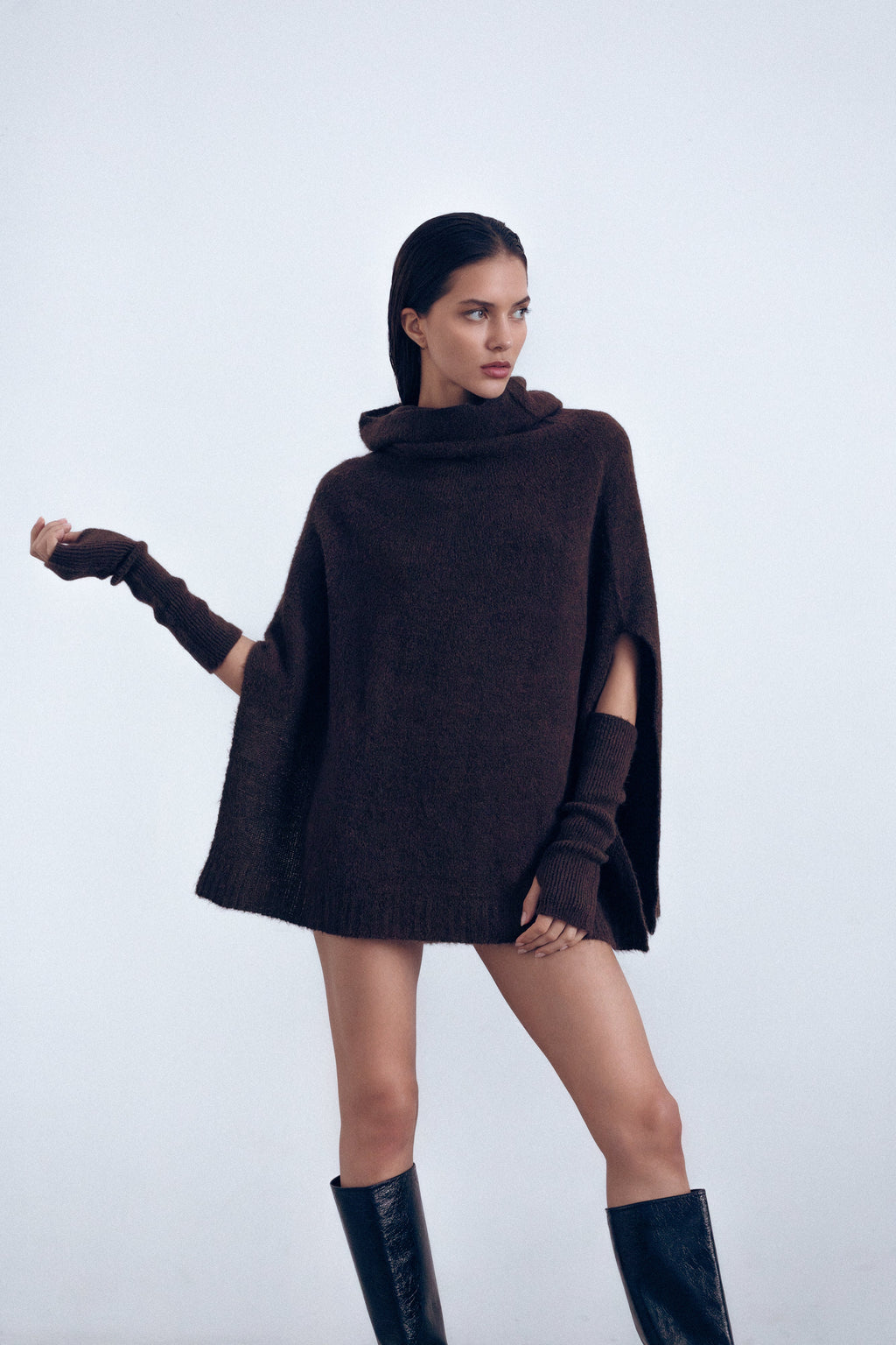 Nina Cape & Mittens Brown