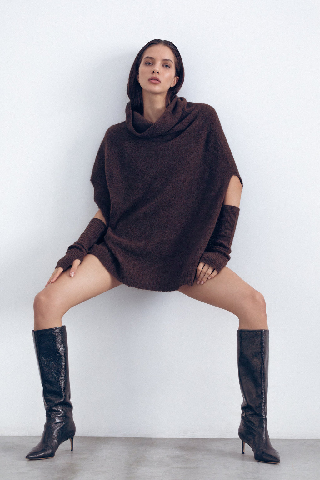 Nina Cape & Mittens Brown