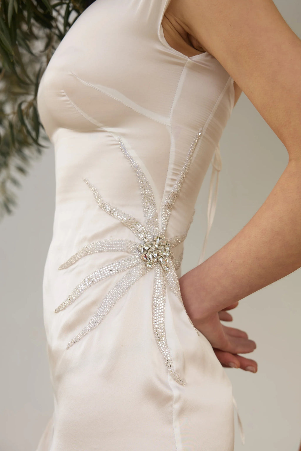 The Sundress Eggshell