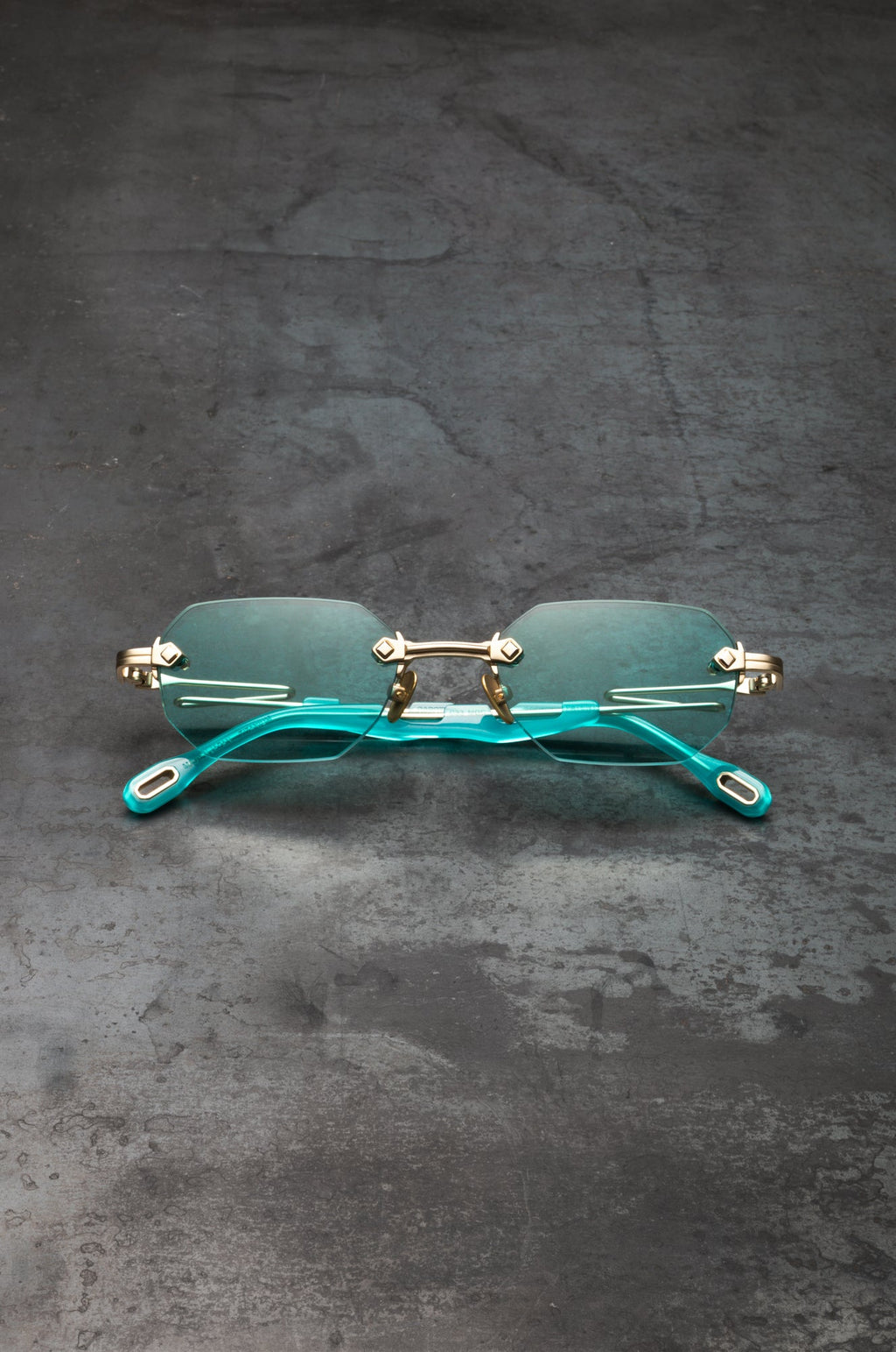 Rimless C33