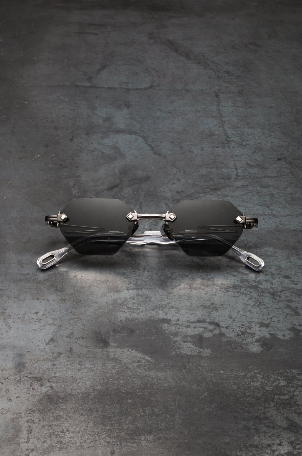Rimless C36