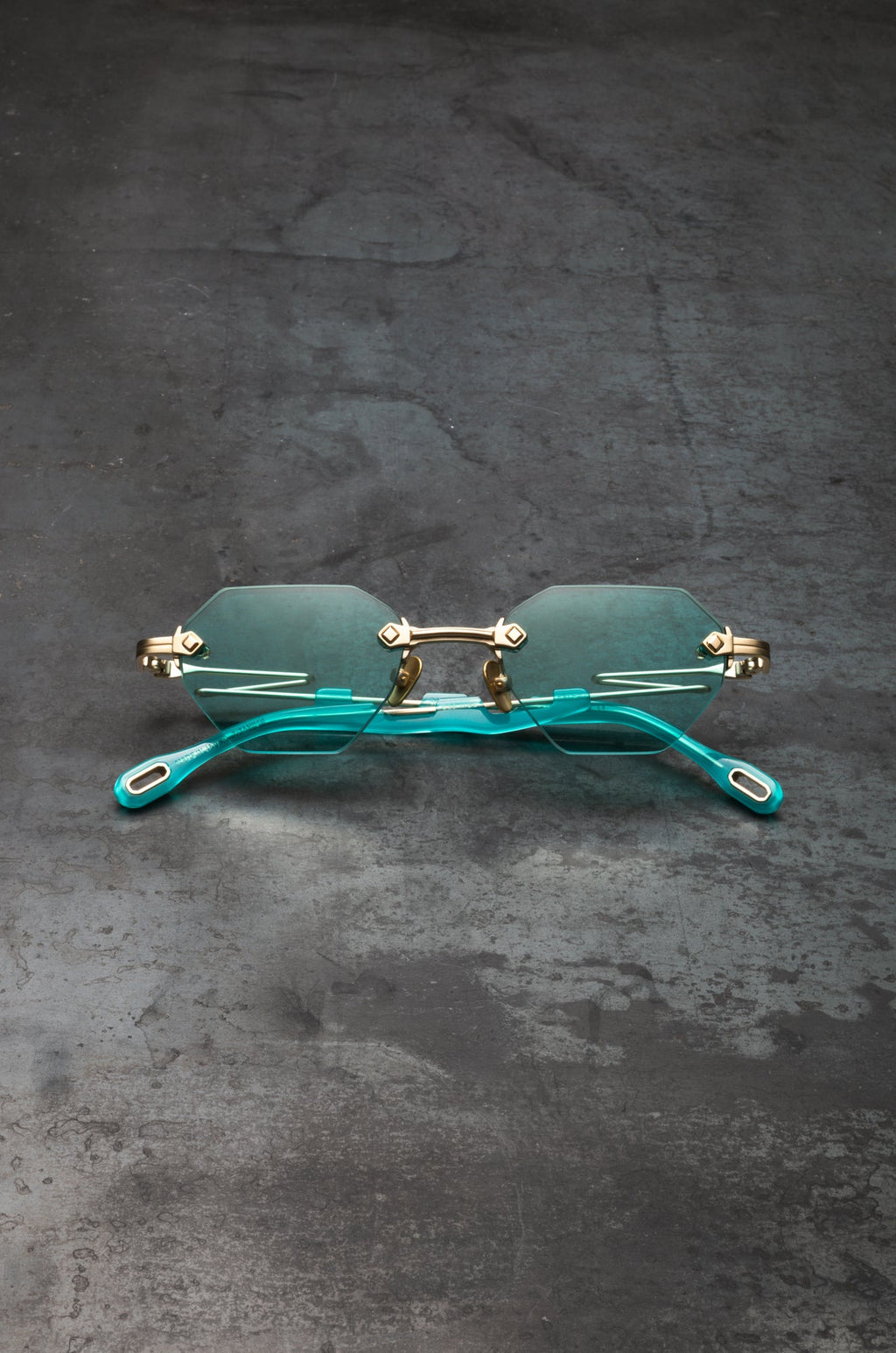 Rimless C36