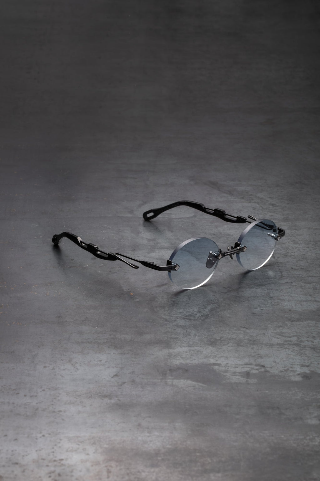 Rimless C39