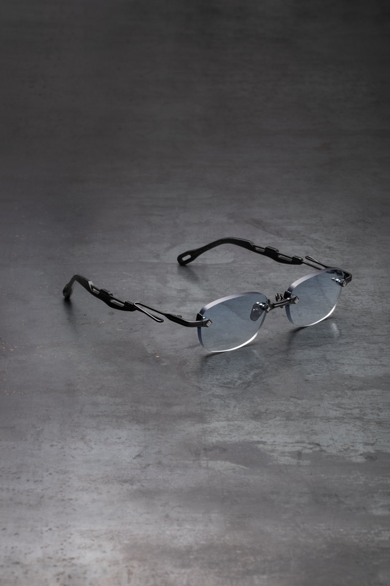 Rimless C30