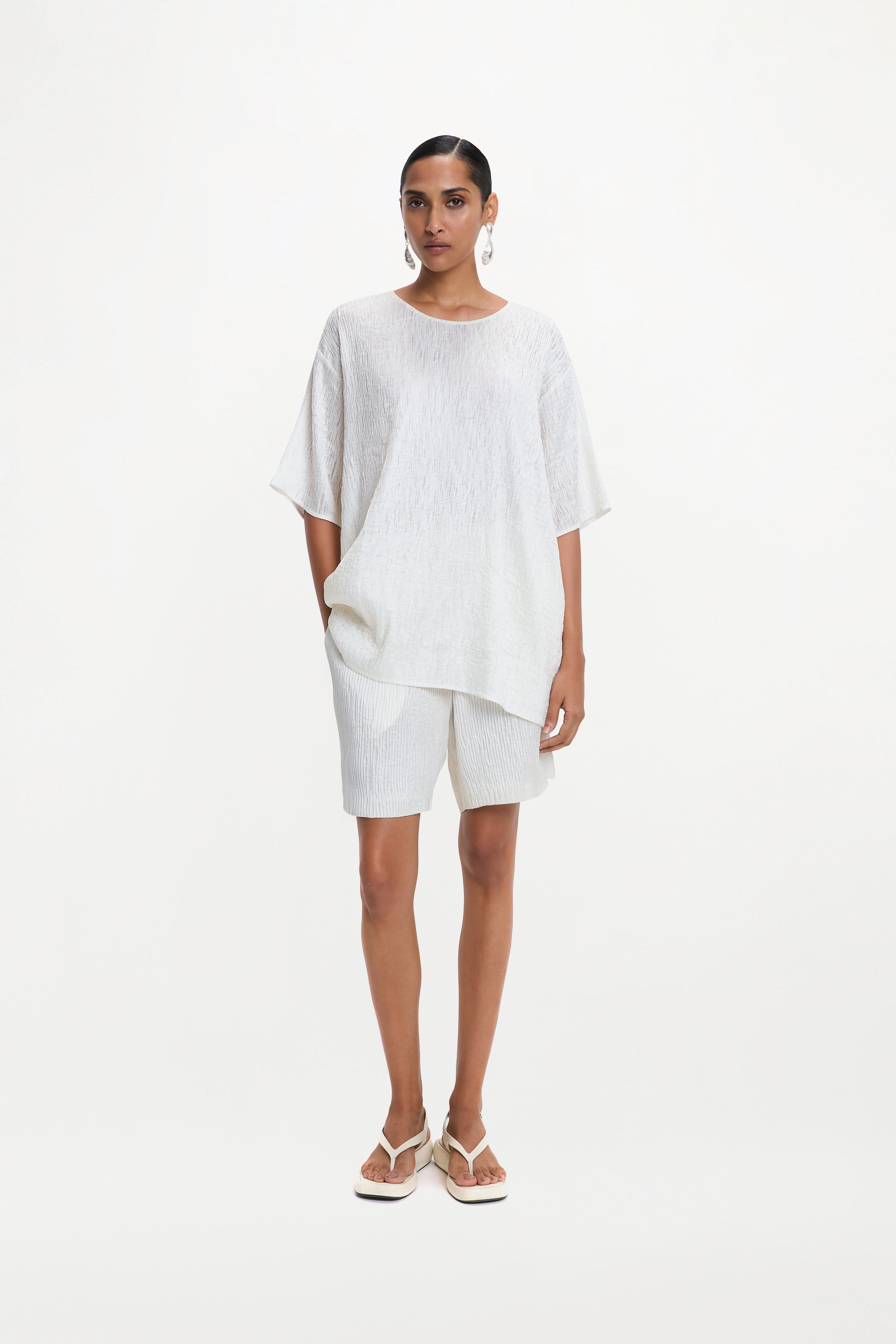 Aurelius Shorts ( White Silk Pintuck )