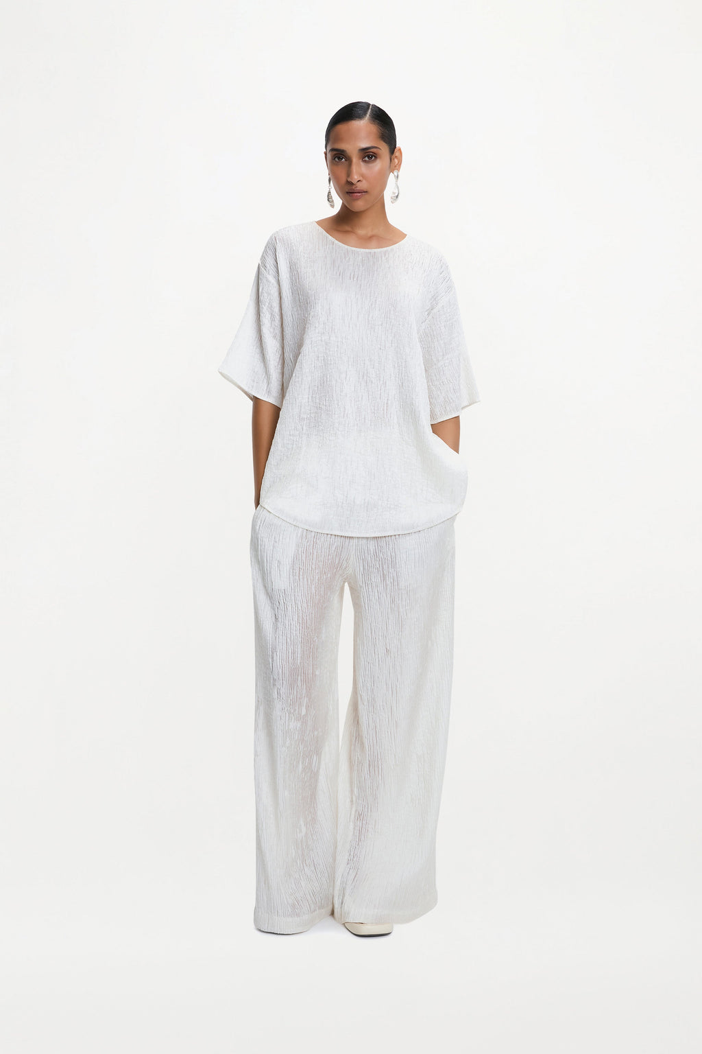 Aurelius T Shirt ( White Silk Pintuck )