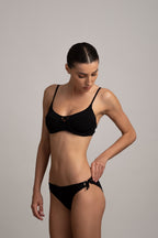 06 3N Bikini