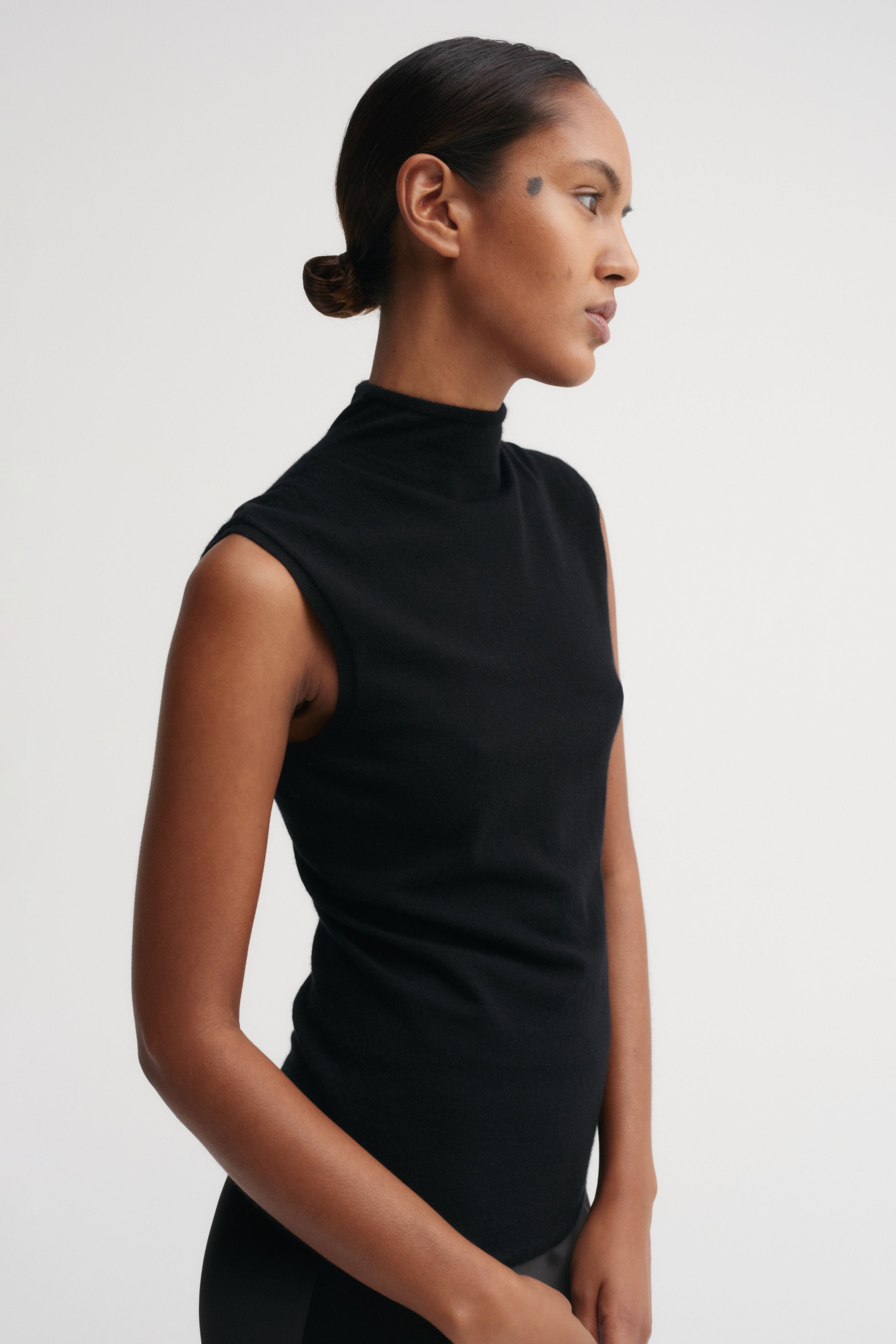 Elle Top Black