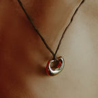 L’étreinte Necklace