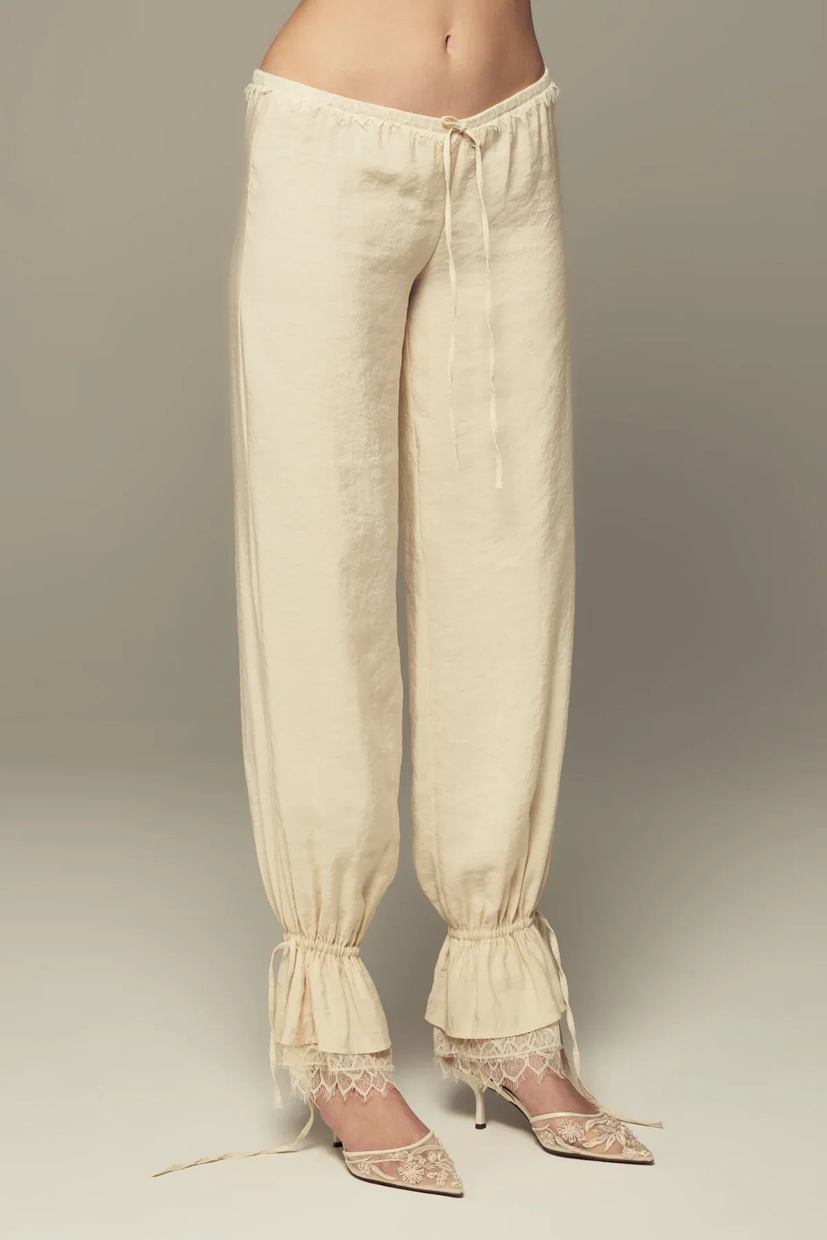 Scylla Pants Cream