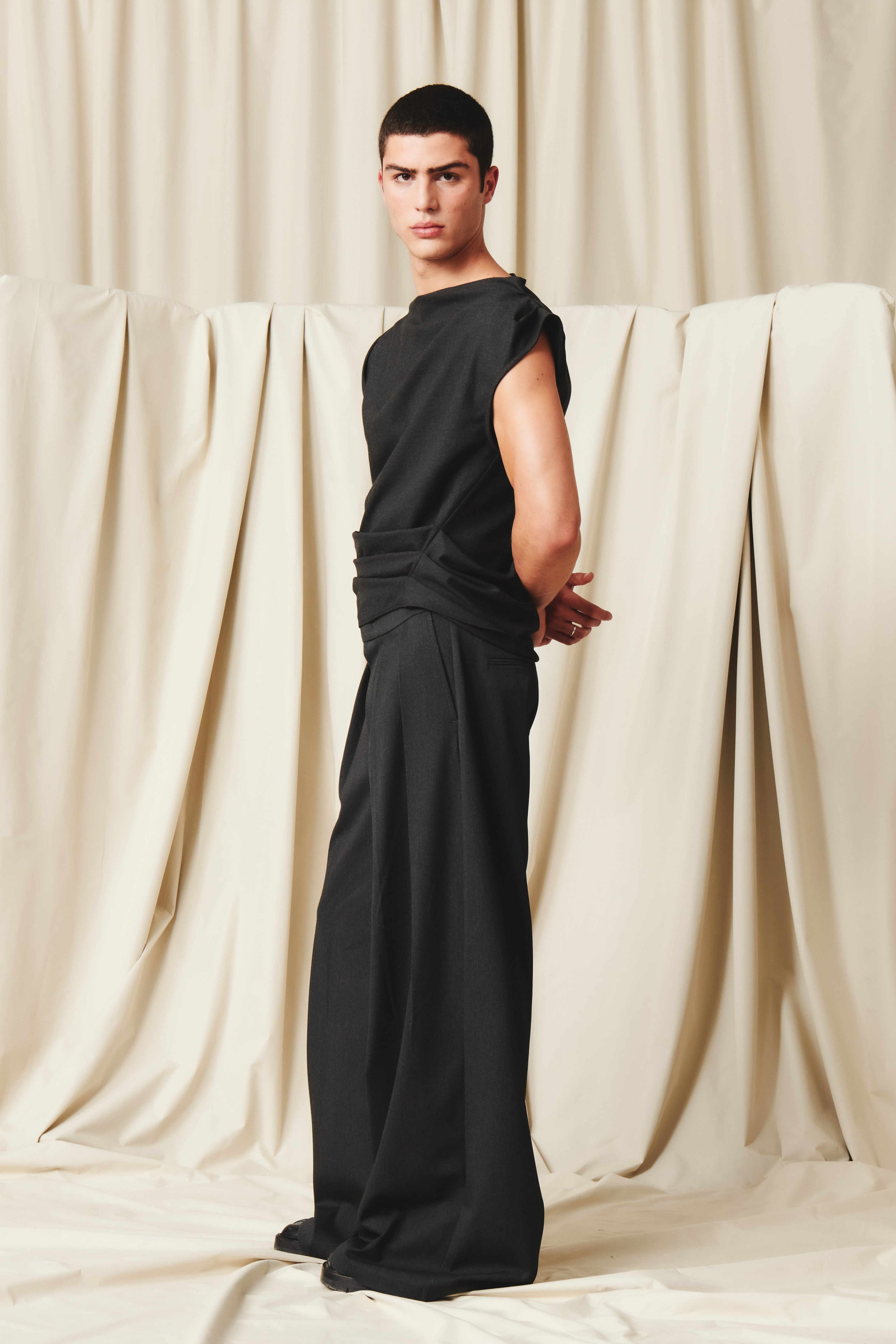 Julian Top Charcoal